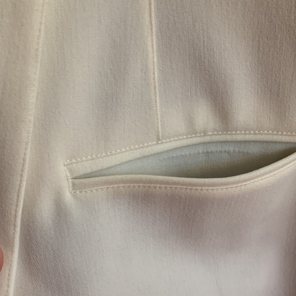 Long Cream-Colored Blazer with Slash Pockets "Armani Look"  Size L  Worn Once - Picture 9 of 10